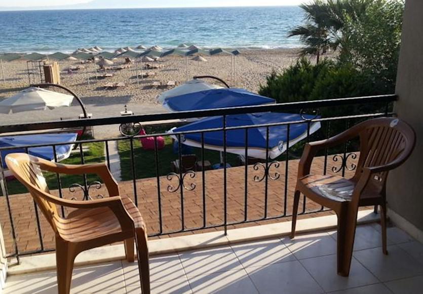 Gumuldur Mavi Deniz Hotel Екстер'єр фото